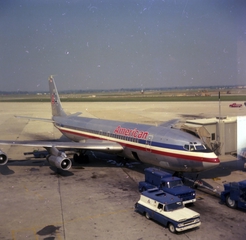Image: negative: American Airlines, Boeing 707
