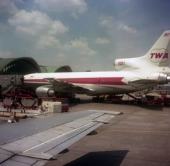 Image: negative: TWA (Trans World Airlines), Lockheed L-1011 TriStar, Lambert - St. Louis International Airport (STL)