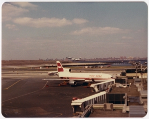 Image: photograph: TWA (Trans World Airlines), Lockheed L-1011 Tristar, LaGuardia Airport (LGA)