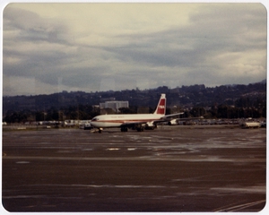 Image: photograph: TWA (Trans World Airlines), Boeing 707, San Francisco International Airport (SFO)
