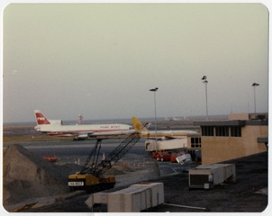 Image: photograph: TWA (Trans World Airlines), Lockheed L-1011 TriStar, San Francisco International Airport (SFO)