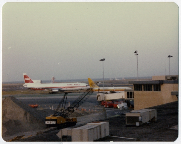 Photograph: TWA (Trans World Airlines), Lockheed L-1011 TriStar, San Francisco International Airport (SFO)