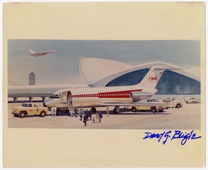 Image: photograph: TWA (Trans World Airlines), Douglas, Idlewild Airport