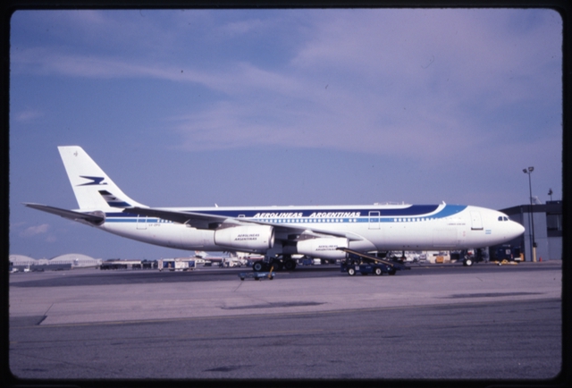 Slide: Aerolineas Argentinas, Airbus A340-200, John F. Kennedy International Airport (JFK)