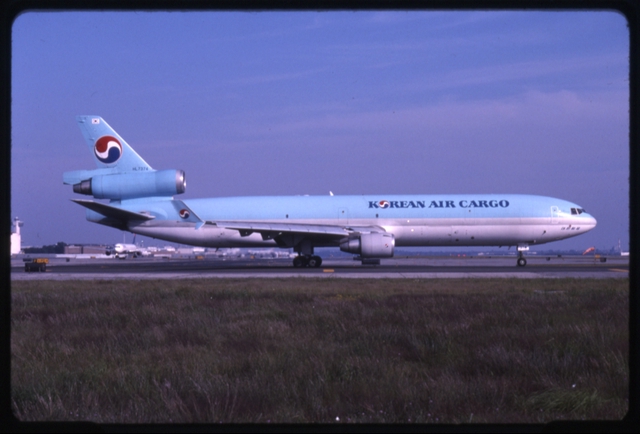 Slide: Korean Air Cargo, McDonnell Douglas MD-11, John F. Kennedy International Airport (JFK)