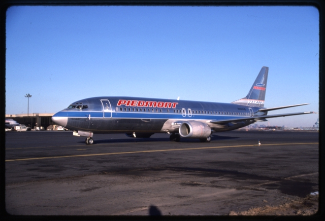 Slide: Piedmont Airlines, Boeing 737-400, Newark International Airport (EWR)