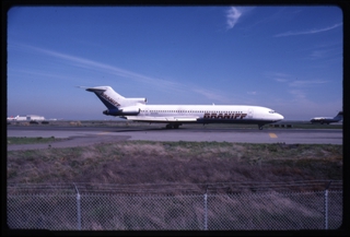Image: slide: Braniff Inc. Boeing 727-200, San Francisco International Airport (SFO)