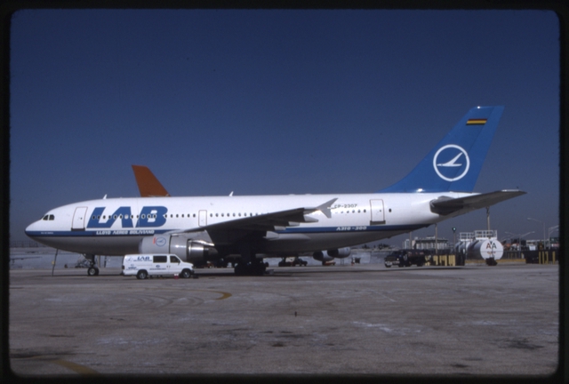 Slide: Lloyd Aereo Boliviano (LAB), Airbus A310-300, Miami International Airport (MIA)