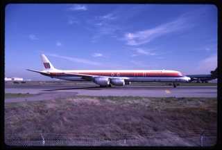 Image: slide: United Airlines Douglas DC-8-71, San Francisco International Airport (SFO)