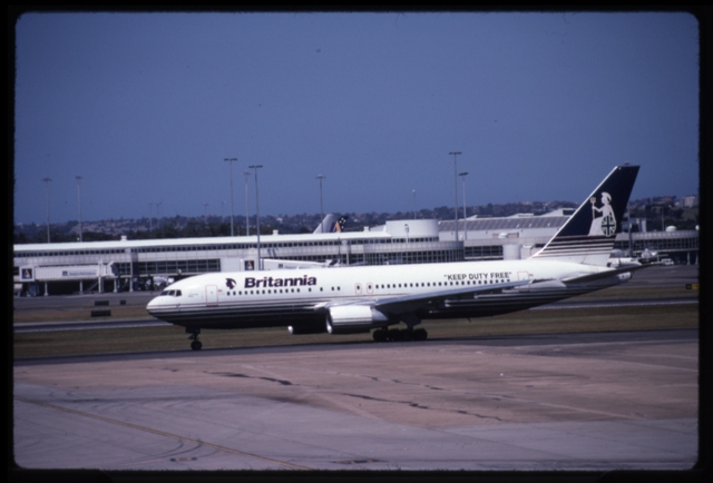 Slide: Britannia Airways, Boeing 767-204