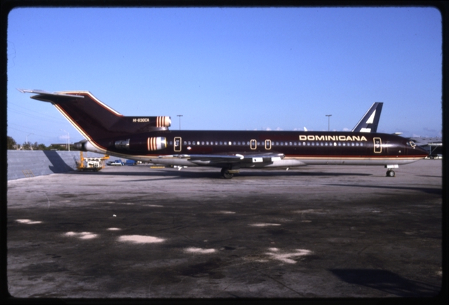 Slide: Air Dominicana Boeing 727-200