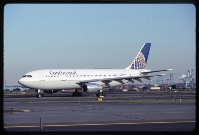 Slide: Continental Airlines, Airbus A300, Newark International Airport (EWR)