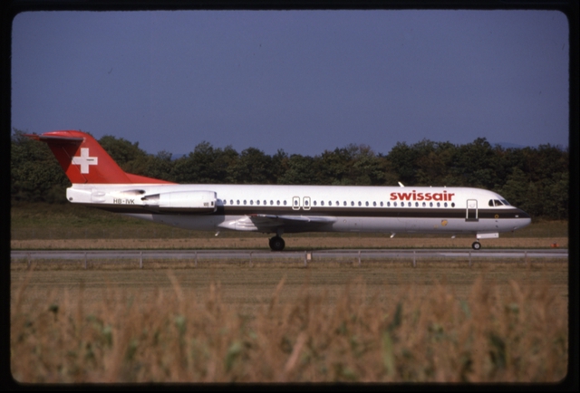 Slide: Swissair, Fokker F.100, EuroAirport Basel-Mulhouse-Freiburg (BSL)