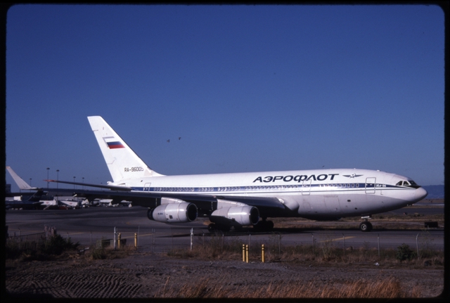 Slide: Aeroflot Russian Airlines, Ilyushin Il-96-300, San Francisco International Airport (SFO)