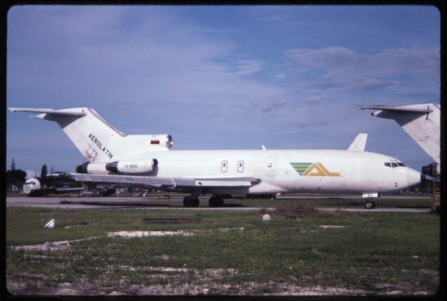 Slide: AeroLatin, Boeing 727-100