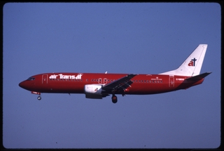 Image: slide: Air Transat, Boeing 737-400