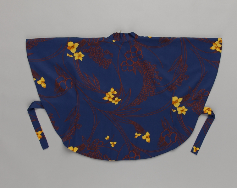 Image: flight attendant jacket: United Airlines