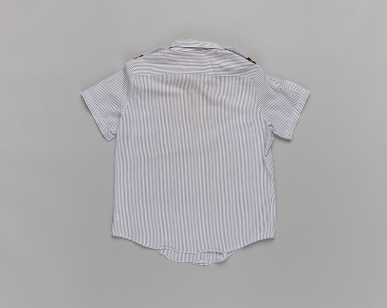 Image: flight attendant blouse: United Airlines