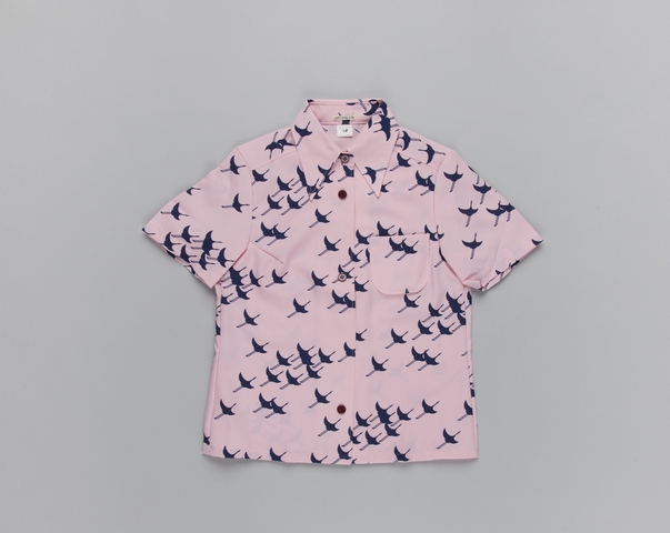 Ticket agent blouse: Japan Air Lines