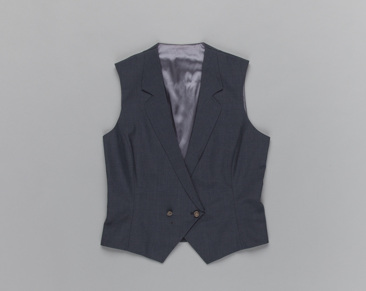 Image: flight attendant vest: Delta Air Lines