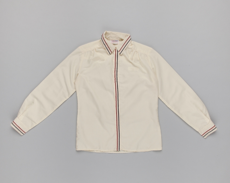 Image: customer service agent blouse: American Airlines