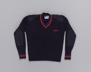 Image: customer service agent sweater: Federal Express