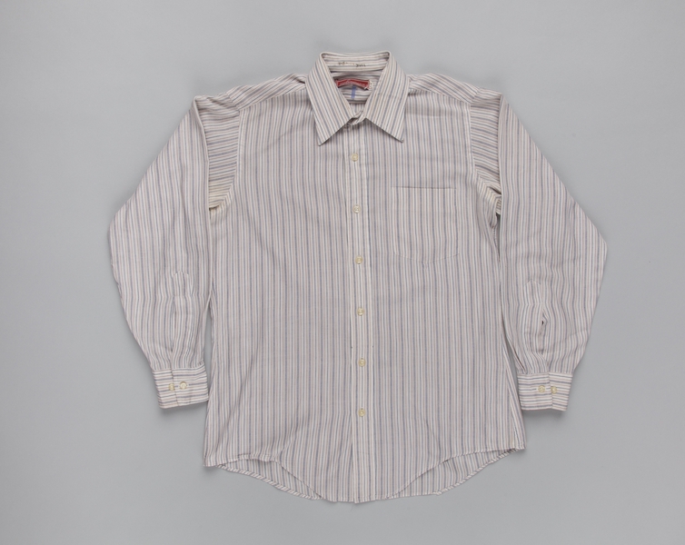 Image: customer service agent shirt: Pacific Southwest Airlines (PSA)