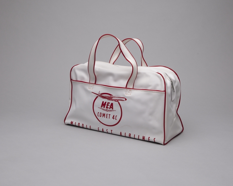 Image: airline bag: Middle East Airlines (MEA)
