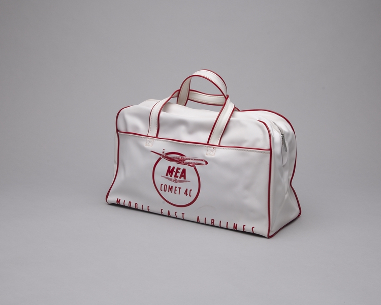 Image: airline bag: Middle East Airlines (MEA)