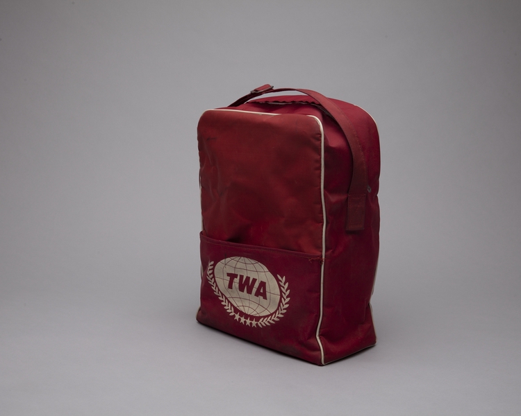 Image: airline bag: TWA (Trans World Airlines)