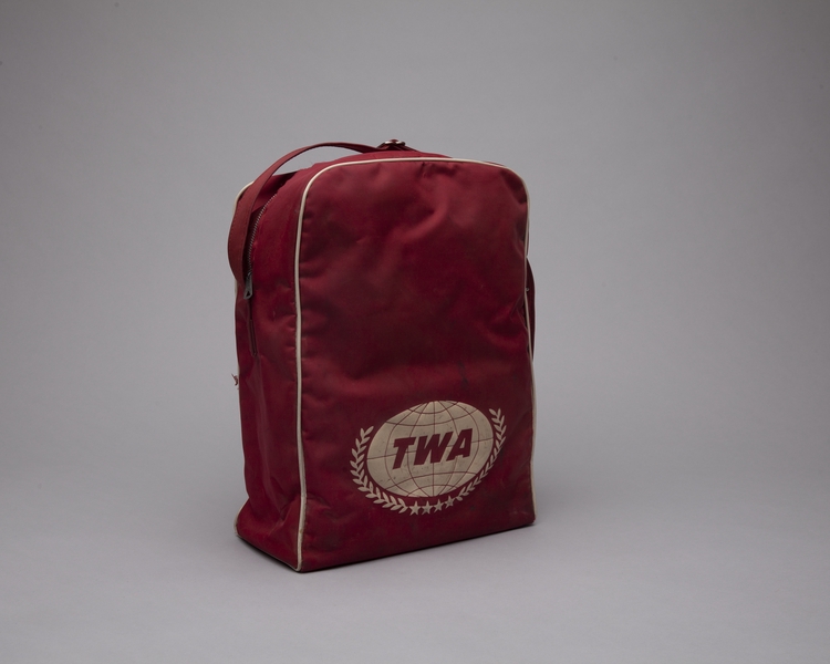 Image: airline bag: TWA (Trans World Airlines)