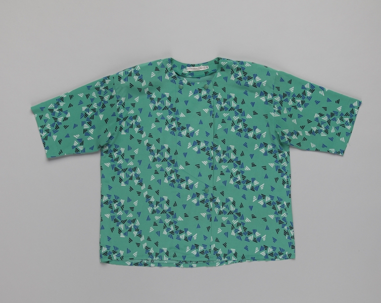 Image: flight attendant blouse: UTA (Union de Transports Aériens)