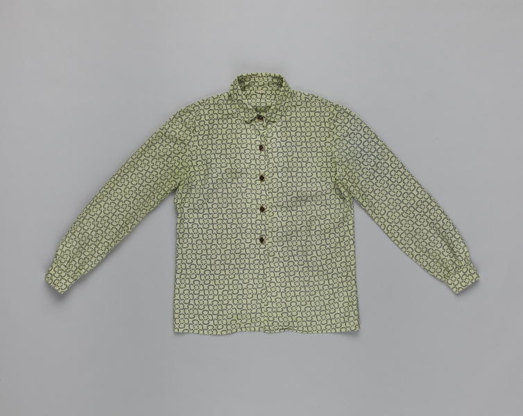 Image: flight attendant blouse: UTA (Union de Transports Aériens)