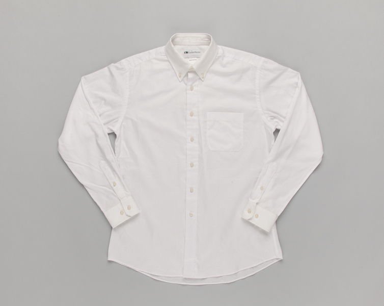 Image: flight attendant shirt (male): Cathay Pacific Airways