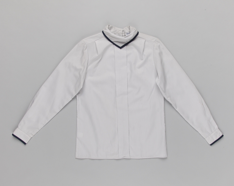 Image: flight attendant blouse: Delta Air Lines