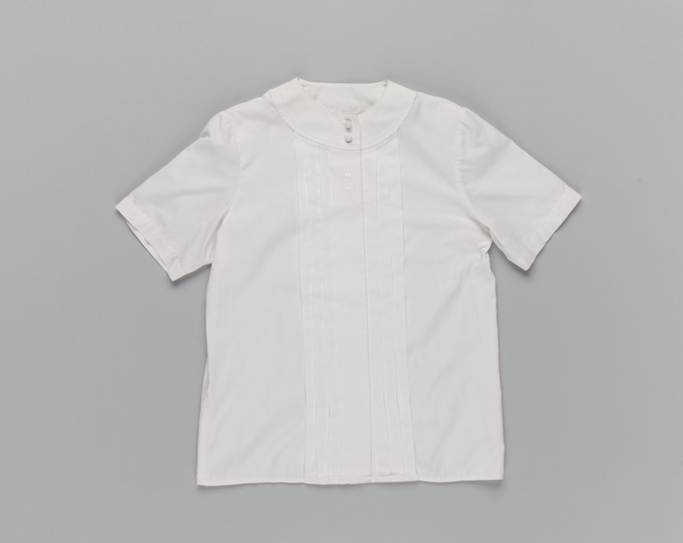 Image: flight attendant blouse: Delta Air Lines