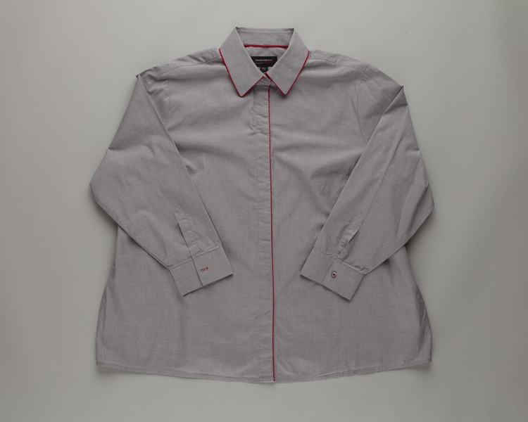 Image: flight attendant blouse: Virgin America (maternity)