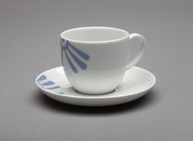Image: coffee/tea cup: AeroMéxico