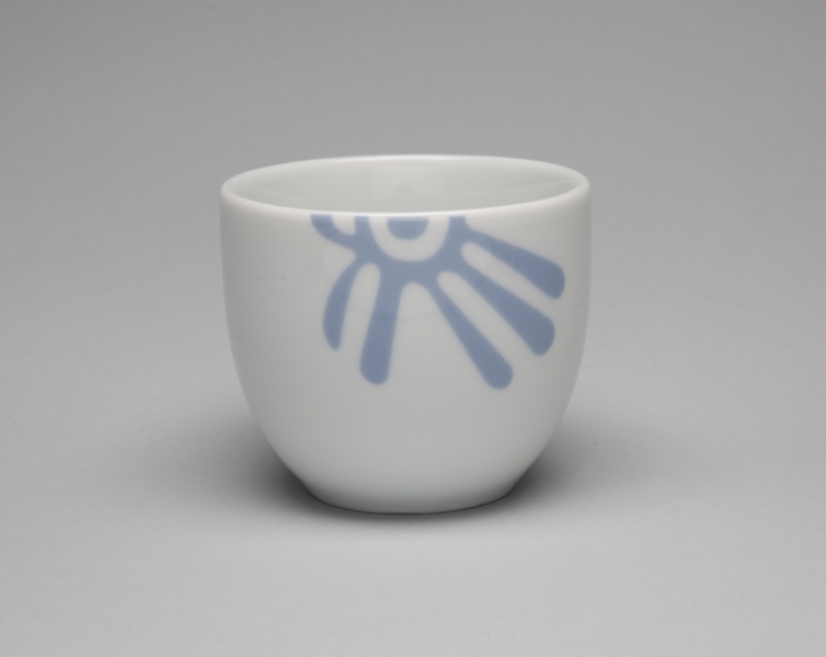 Image: coffee/tea cup: AeroMéxico