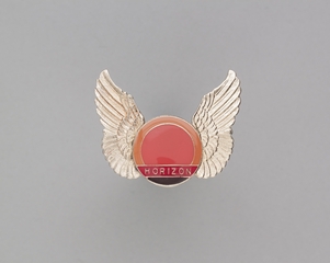 Image: flight officer cap badge: Horizon Air