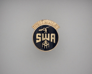 Image: flight officer cap badge: Southwest Airways
