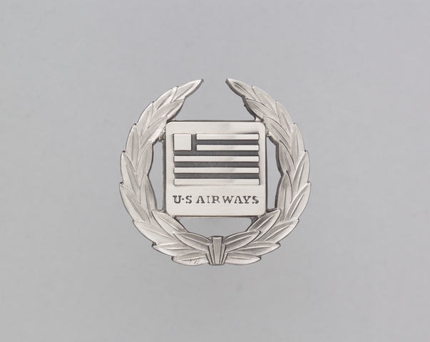 Flight officer cap badge: US Airways