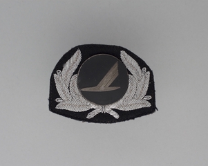 Image: flight officer cap badge: Piedmont Airlines