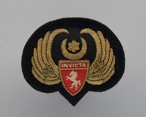 Image: flight officer cap badge: Invicta Air Cargo