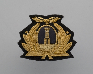 Image: flight officer cap badge: Lloyd International Airways