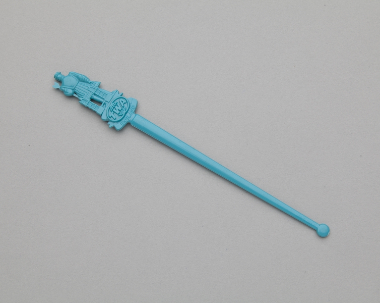 Image: swizzle stick: TWA (Trans World Airlines), England