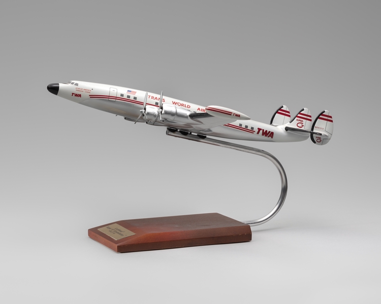 Image: model airplane: TWA (Trans World Airlines), Lockheed L-1049G Super Constellation