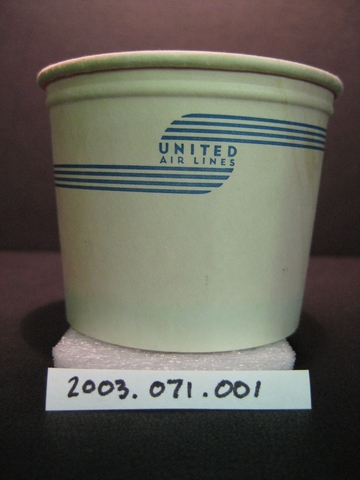 Paper cup: United Air Lines