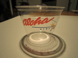 Image: plastic cup: Aloha Airlines