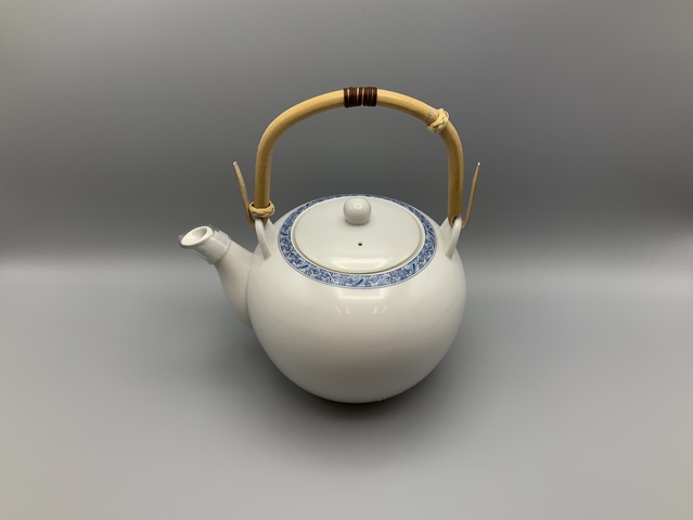 Teapot: United Airlines